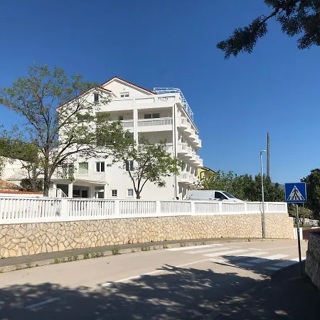 Bellevue 4* Novi Vinodolski